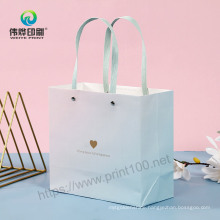 Manufacturer of Cosmetic Packaging Paper Carrier Creative Gift Bag with Handle